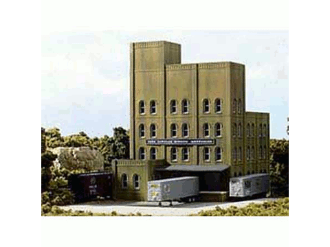 HO Modular Building Systems Complete Kits -- Tera Surplus Window Warehouse 8-3/4 x 11-1/2" 22.2 x 29.5cm