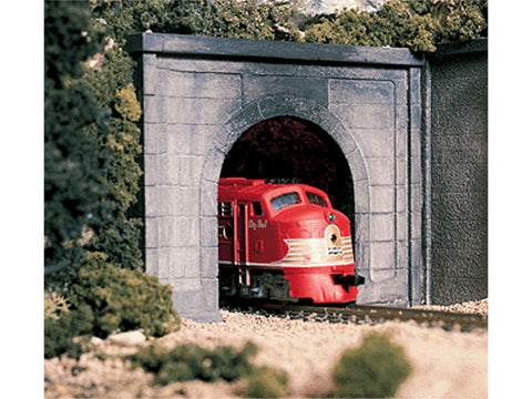 N scale Single Track Tunnel Portals pkg(2; Unpainted Hyrdrocal(R) Castings) -- Concrete