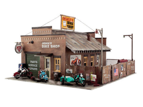 HO Deuce's Bike Shop - Landmark Structure(R) -- Kit