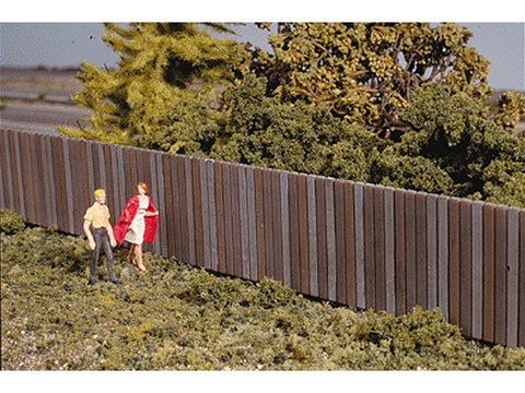 HO Wood Fence - Kit -- Three 15" 37.5cm Sections - Total Length 45" 112.5cm - 1" Tall