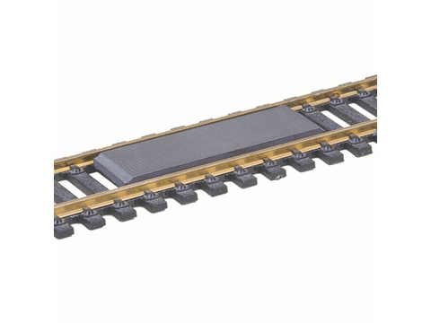 HO Delayed Uncoupler, Between Rails