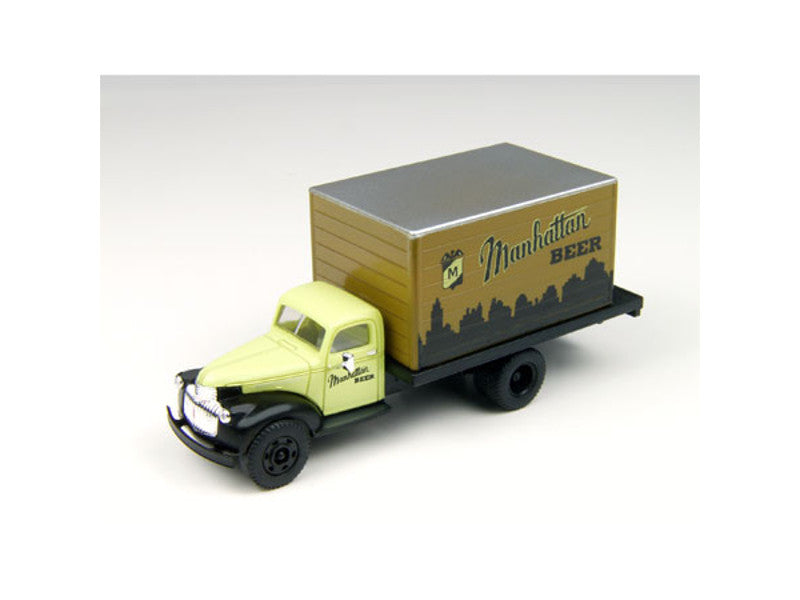 mwi30322 HO 1941-1946 Chevrolet Box Delivery Truck - Assembled - Mini Metals(R) -- Manhattan Beer (yellow, brown, black)